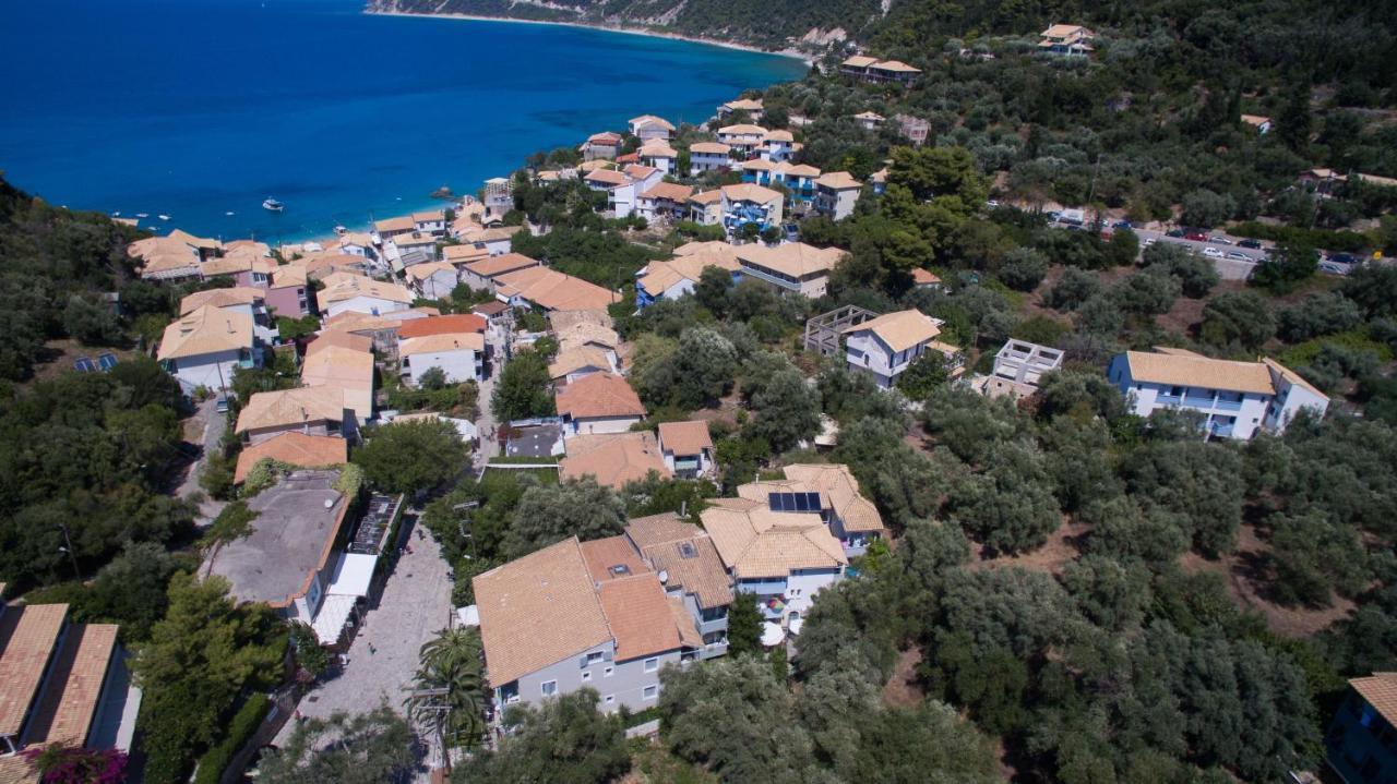 Nefeli Hotel Áyios Nikítas エクステリア 写真