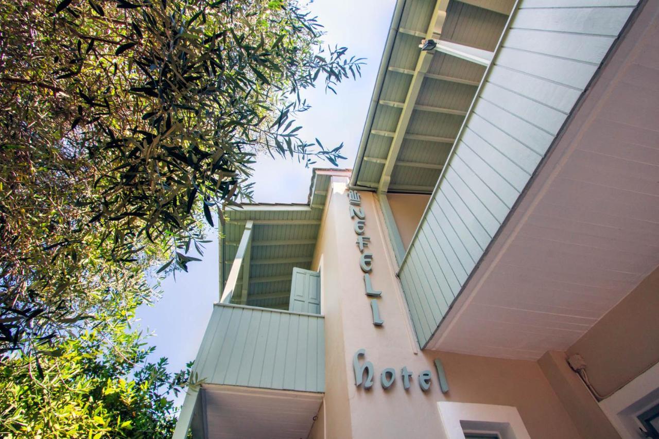 Nefeli Hotel Áyios Nikítas エクステリア 写真