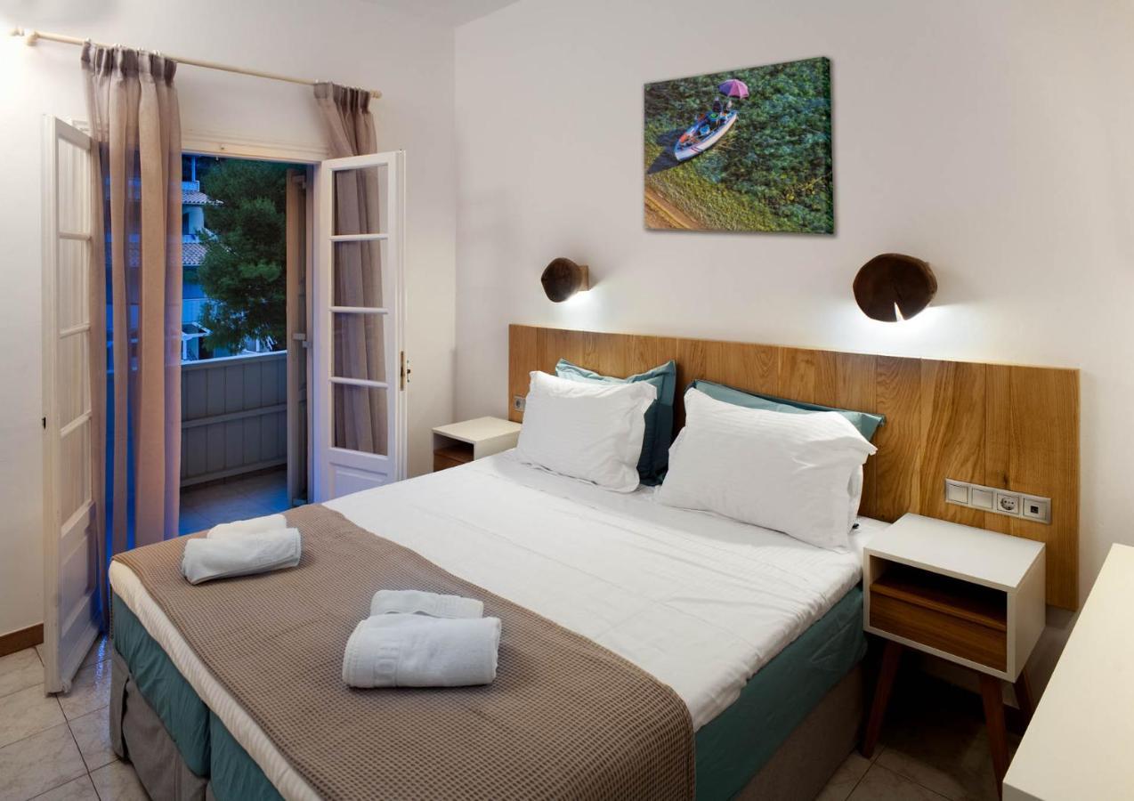 Nefeli Hotel Áyios Nikítas エクステリア 写真