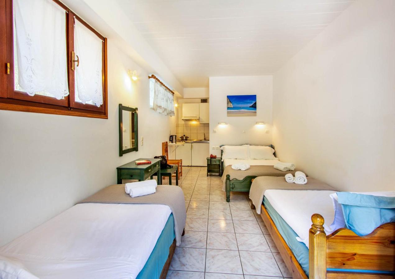 Nefeli Hotel Áyios Nikítas 部屋 写真